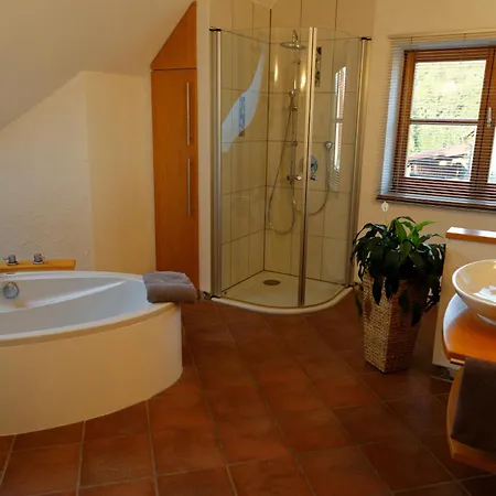Ferienwohnung Peuker Neukirchen Bei Sulzbach-Rosenberg Exterior photo